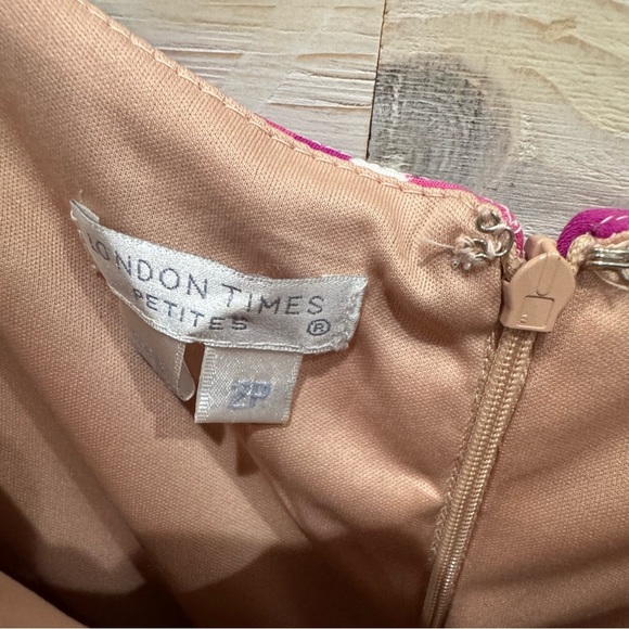 London times tiered floral sleeveless dress ❤️ - Picture 7 of 8